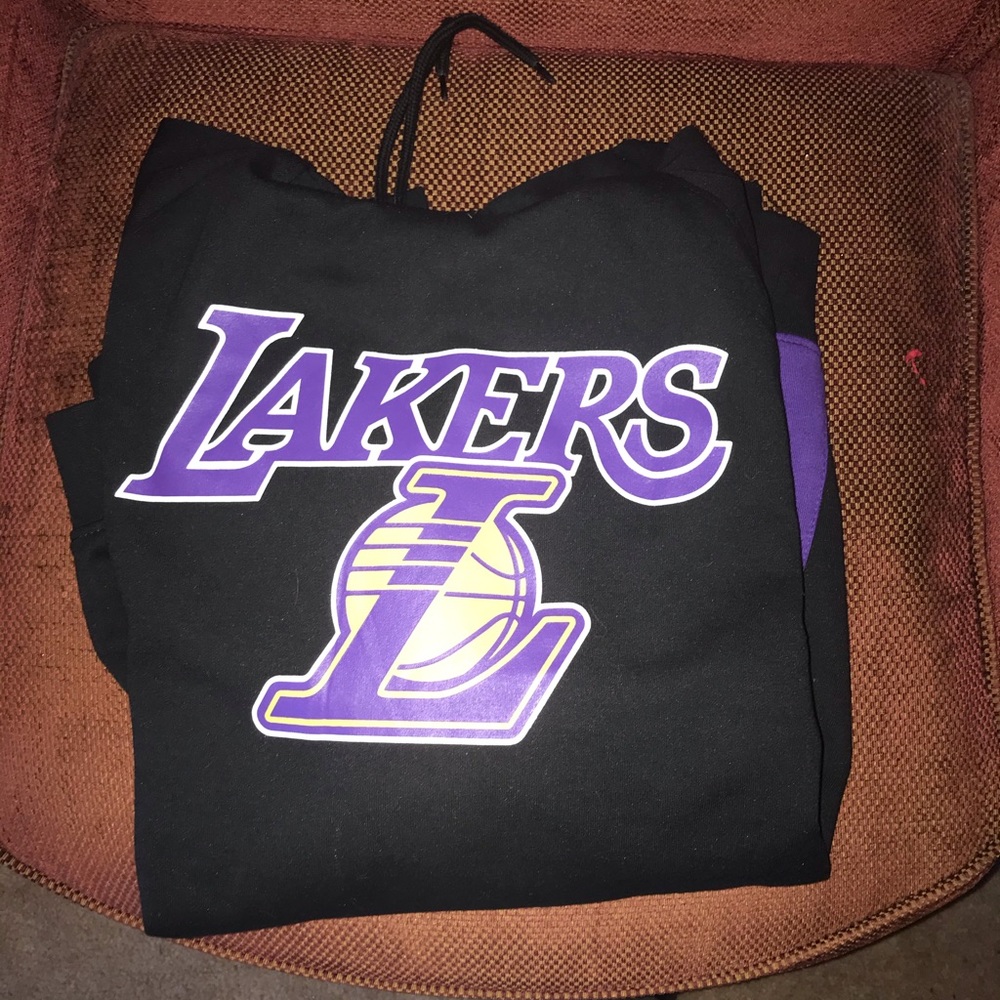 Lakers Hoodie Size XL